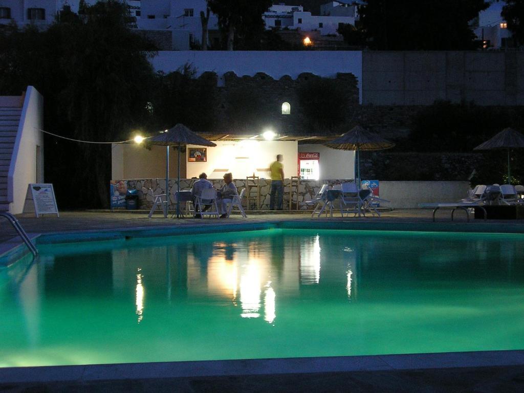 Eri Hotel Páros Exteriör bild