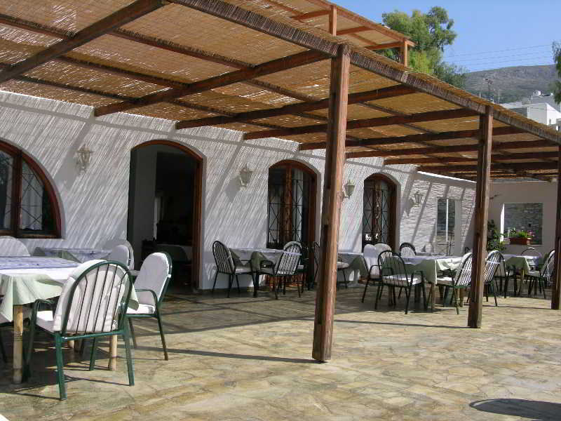 Eri Hotel Páros Exteriör bild