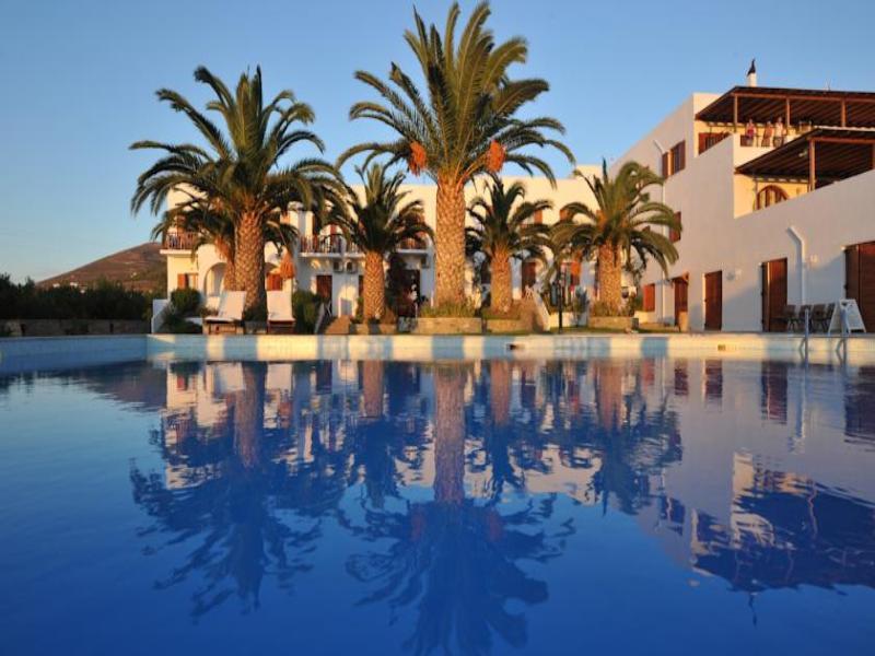 Eri Hotel Páros Exteriör bild